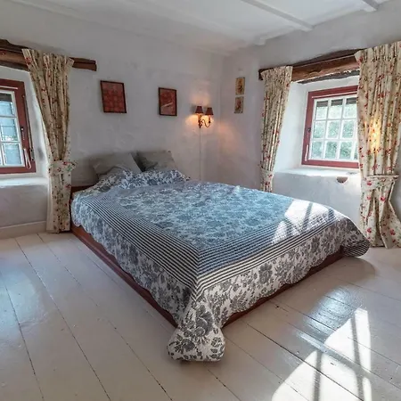 Maison Ardennaise 4-5pers Avec Jacuzzi *